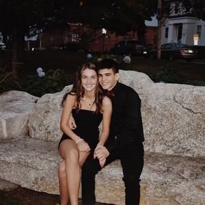 Meet your Posher, Naomi